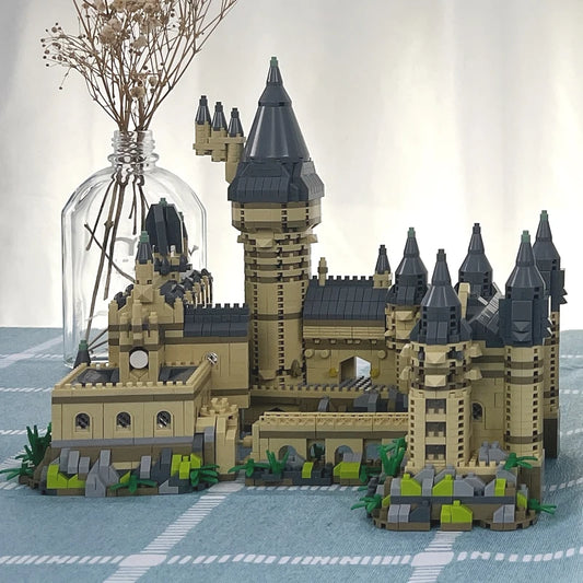 Medieval Castle Building Blocks β 3000+ PCS Fantasy Model Set